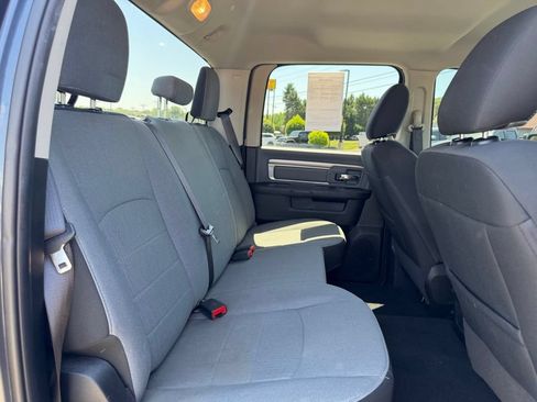 Used 2021 RAM 1500 Classic SLT AWD/4WD image 35