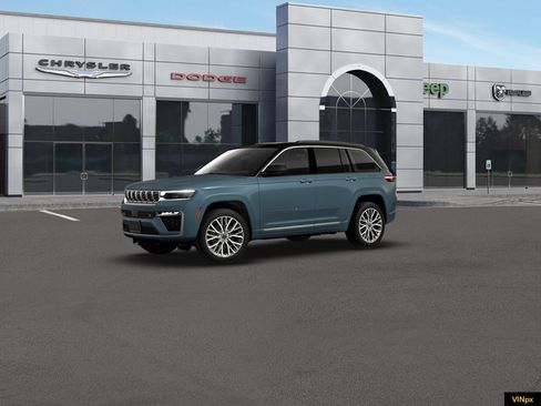 New 2026 Jeep Grand Cherokee Summit w/ Adv Protech Group IV AWD/4WD image 2