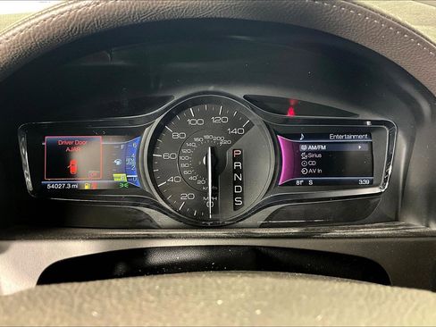 Used 2013 Lincoln MKX FWD image 13