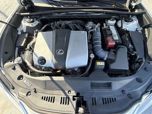 Certified 2024 Lexus ES 350 w/ Premium Package image 27