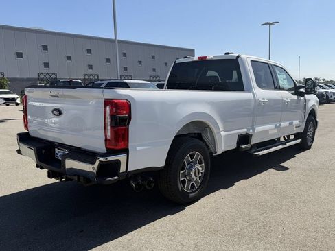 Used 2026 Ford F250 Lariat RWD image 9