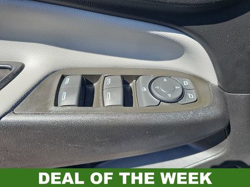 Used 2023 Chevrolet Equinox LT w/ LPO, Floor Liner Package image 27