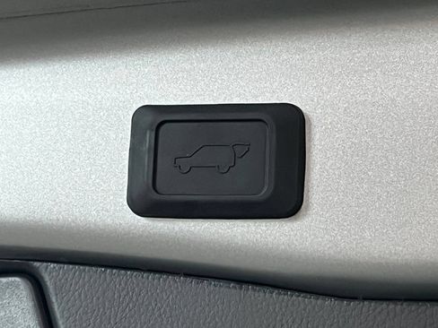 Used 2025 Toyota RAV4 XLE Premium w/ Weather Package AWD/4WD image 11
