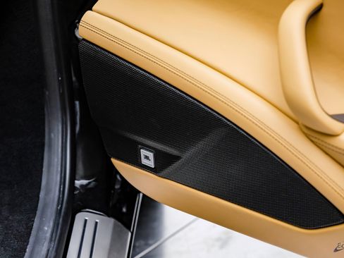 Used 2012 Ferrari 458 Italia Coupe image 82