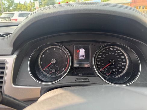 Used 2018 Volkswagen Atlas S image 17