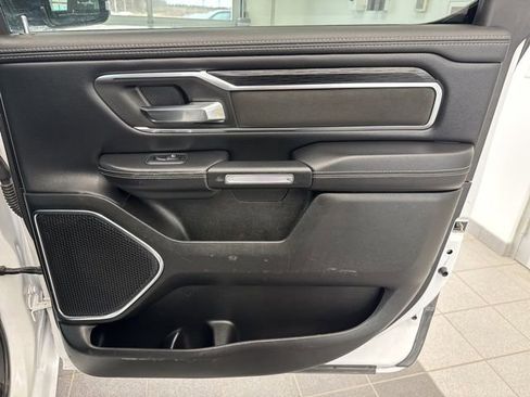Used 2024 RAM 1500 Laramie AWD/4WD image 9
