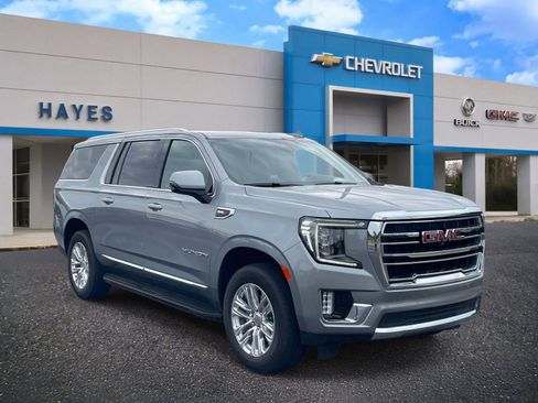 Used 2024 GMC Yukon XL SLT w/ SLT Luxury Package AWD/4WD image 1