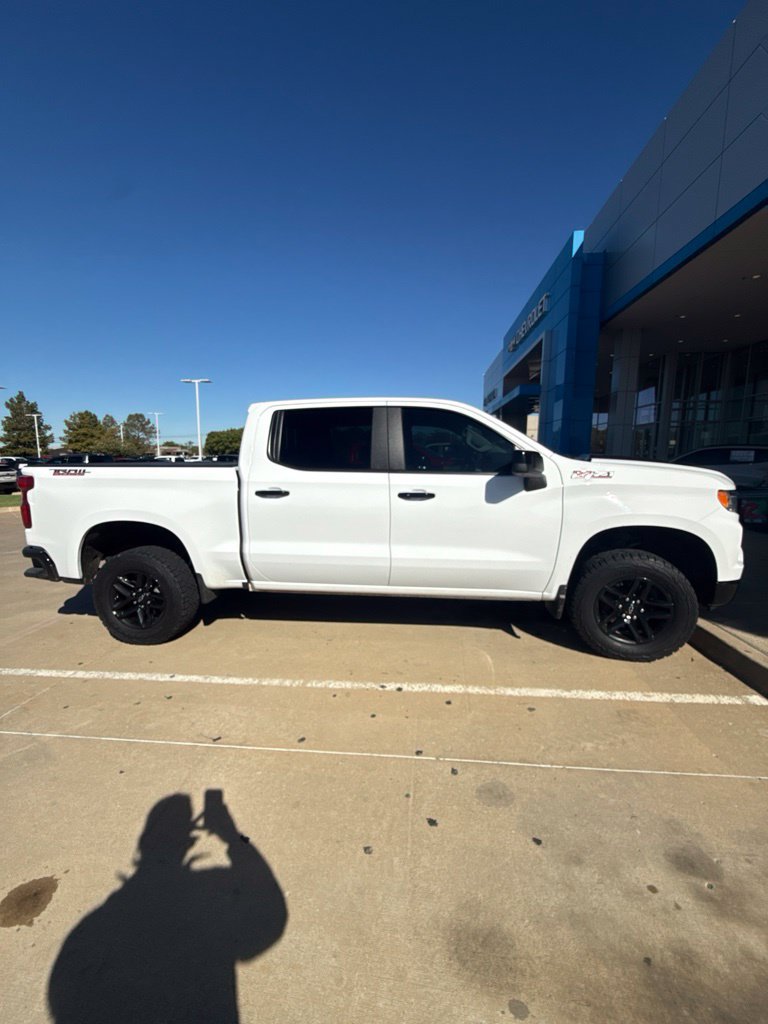 Used 2024 Chevrolet Silverado 1500 LT Trail Boss w/ Protection Package AWD/4WD image 2