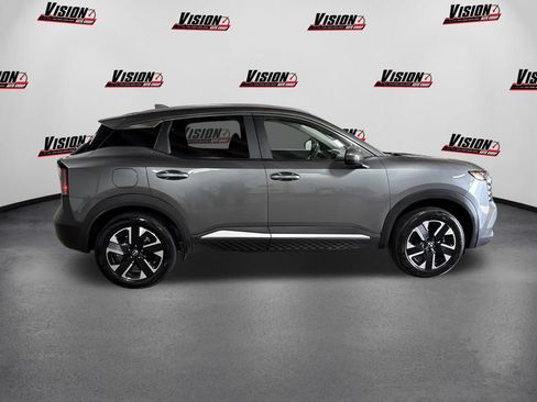Used 2025 Nissan Kicks SV w/ SV Premium Package AWD/4WD image 16