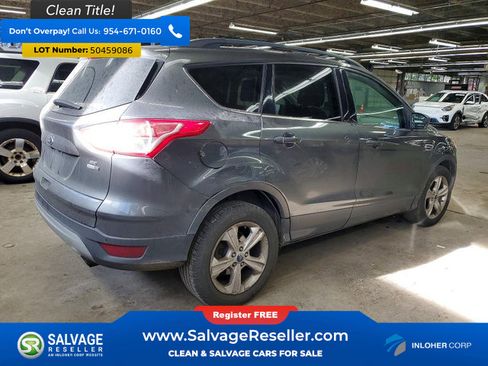 Used 2015 Ford Escape SE w/ Equipment Group 201A image 4
