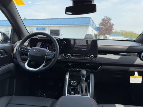 New 2025 Chevrolet Colorado Z71 w/ Technology Package image 11