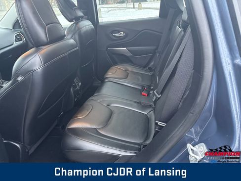 Used 2021 Jeep Cherokee Limited w/ Elite Package image 28