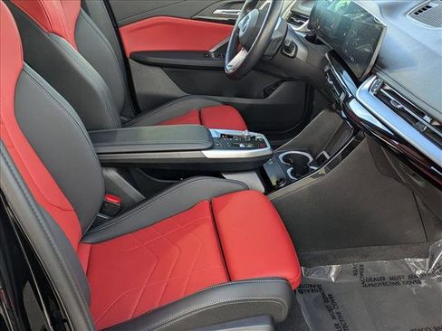 Used 2025 BMW X1 xDrive28i w/ Convenience Package image 22