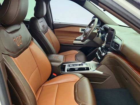 Used 2023 Ford Explorer King Ranch w/ Technology Package AWD/4WD image 26