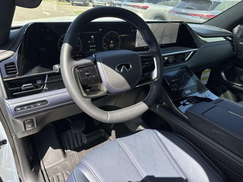 New 2026 INFINITI QX80 4WD w/ Sport Exterior Package image 14