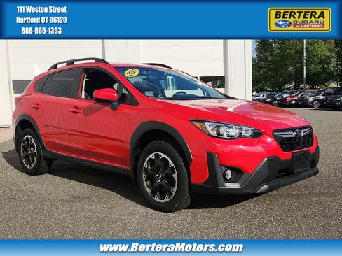 Used 2022 Subaru Crosstrek 2.0i Premium AWD/4WD image 1