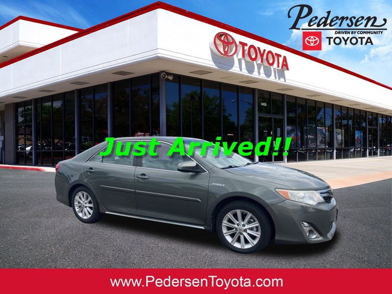 Used 2012 Toyota Camry XLE image 1