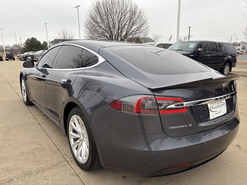 Used 2018 Tesla Model S 75D image 5