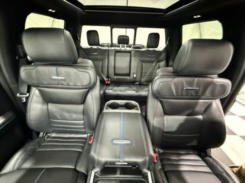 Used 2026 Ford F450 Platinum w/ FX4 Off-Road Package image 30