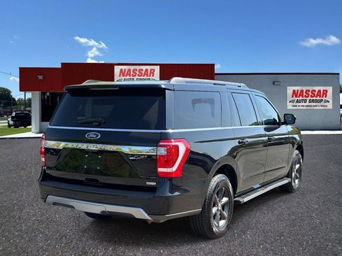Used 2018 Ford Expedition Max XLT w/ Equipment Group 202A image 4