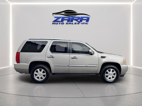 Used 2008 Cadillac Escalade AWD image 7