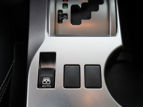 Used 2022 Toyota 4Runner Limited RWD image 23