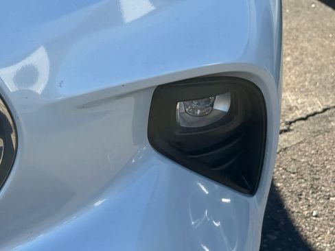 Used 2023 Toyota Highlander Platinum image 11