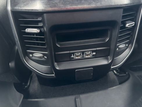 Used 2019 RAM 1500 Big Horn image 27