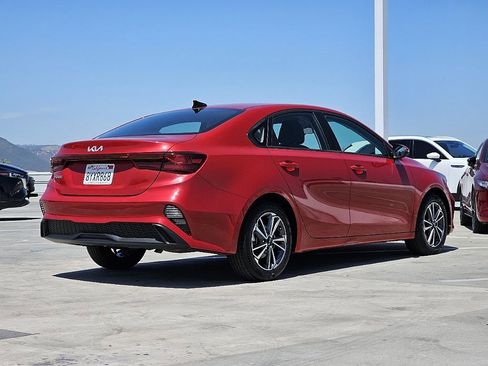 Used 2022 Kia Forte LXS w/ LXS Technology Package FWD image 17