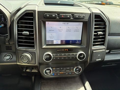 Used 2021 Ford Expedition Max Limited AWD/4WD image 2