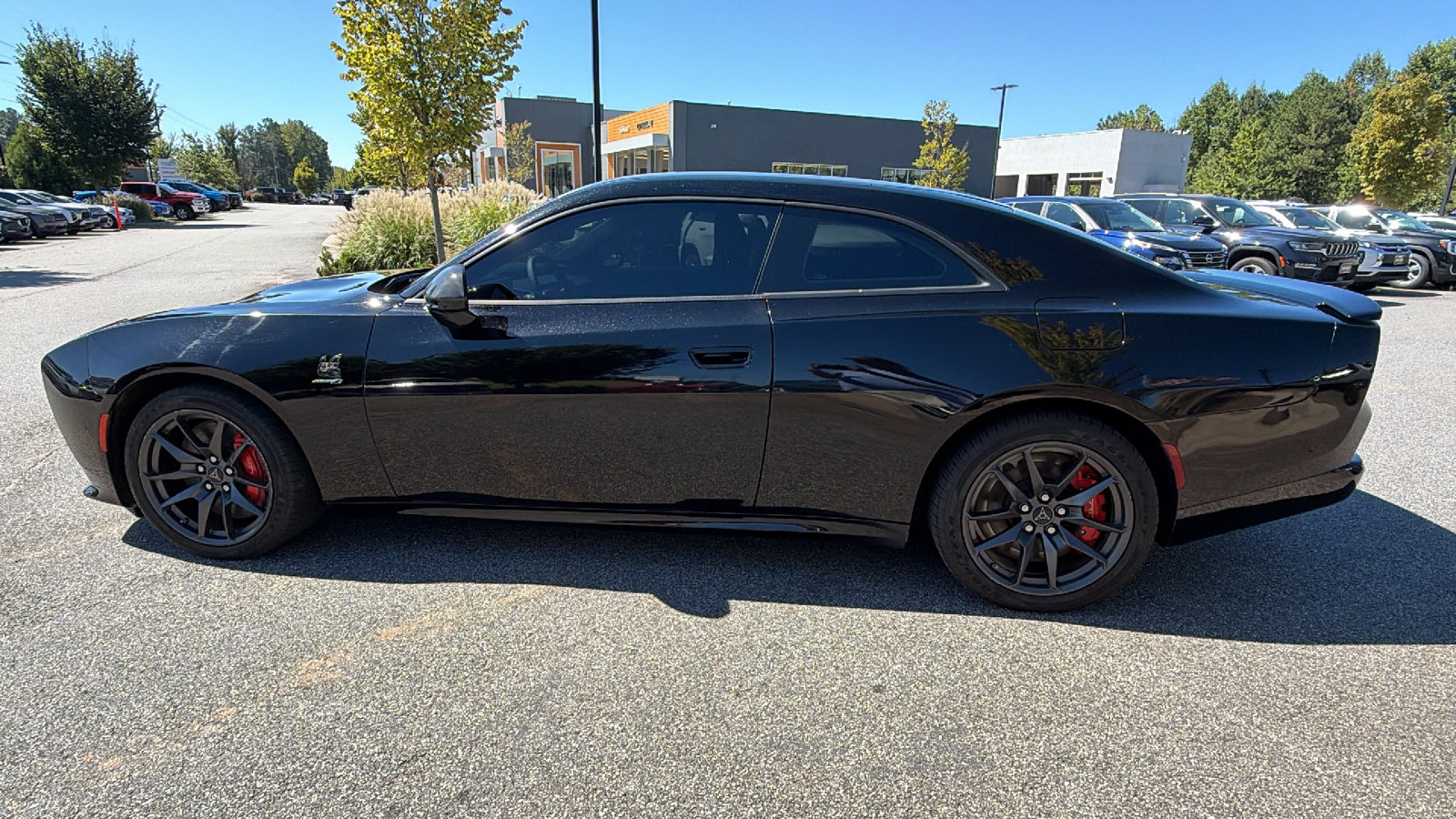 Used 2024 Dodge Charger Daytona Scat Pack w/ Plus Group AWD/4WD image 11