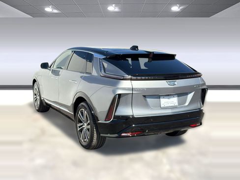 New 2026 Cadillac Lyriq Luxury RWD image 3