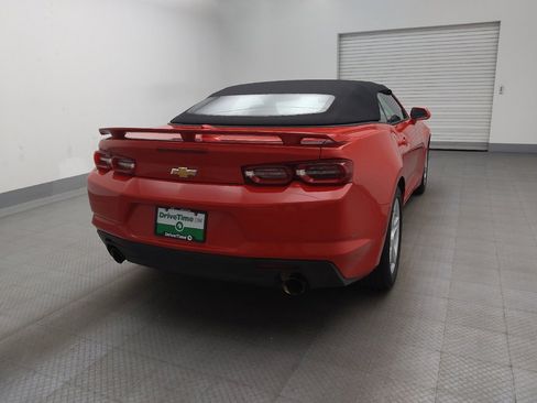 Used 2020 Chevrolet Camaro LT RWD image 7