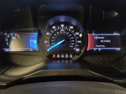 Used 2019 Ford Edge Titanium AWD/4WD image 23