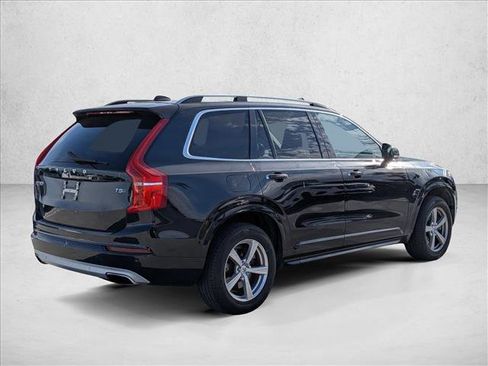 Used 2016 Volvo XC90 T5 Momentum image 5