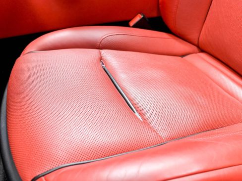 Used 2017 Rolls-Royce Dawn RWD image 34