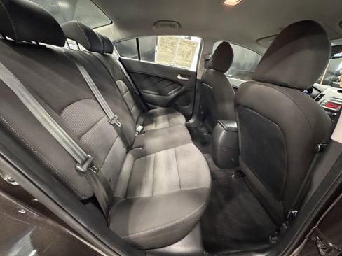 Used 2018 Kia Forte LX image 26
