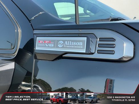 Used 2025 GMC Sierra 2500 AT4 w/ AT4 Premium Plus Package AWD/4WD image 47