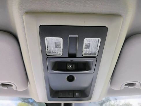 Used 2015 RAM 1500 Sport w/ Comfort Group image 22