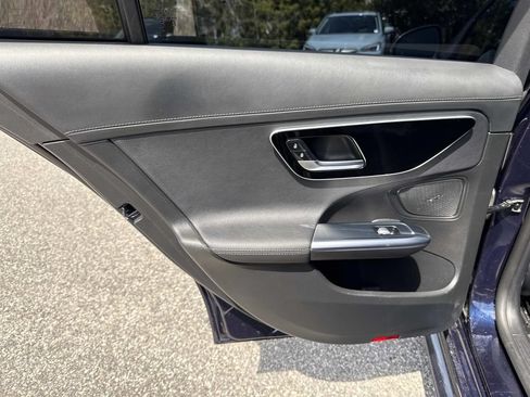 Used 2023 Mercedes-Benz C 300 Sedan image 12