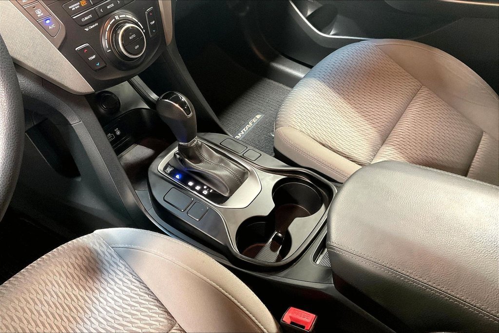 Used 2019 Hyundai Santa Fe XL SE FWD image 17