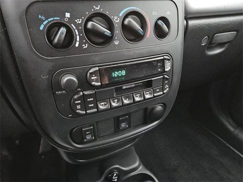 Used 2005 Chrysler PT Cruiser image 14