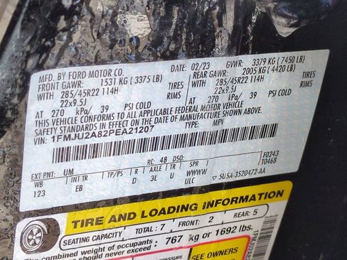 Used 2023 Ford Expedition Limited image 43