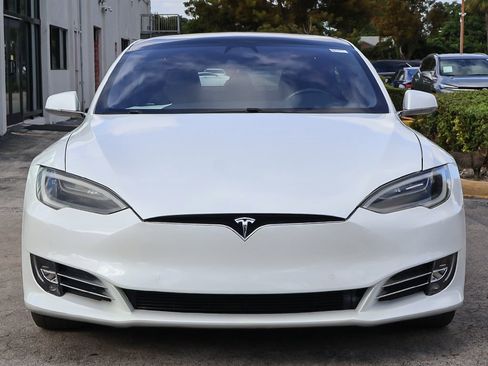 Used 2019 Tesla Model S 100D image 11