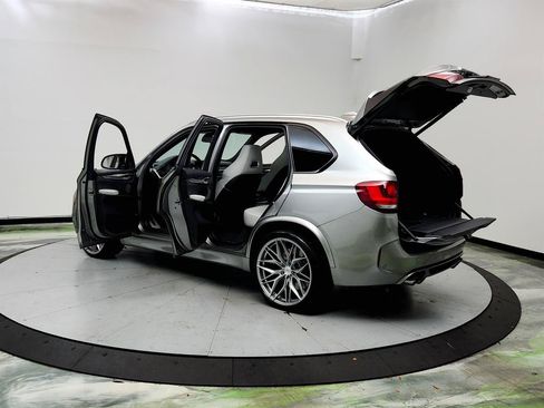 Used 2017 BMW X5 M AWD/4WD image 12