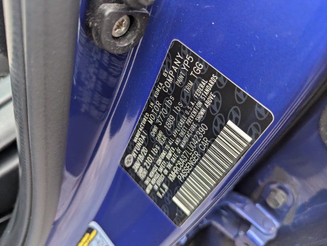 Used 2020 Hyundai Venue SEL FWD image 33