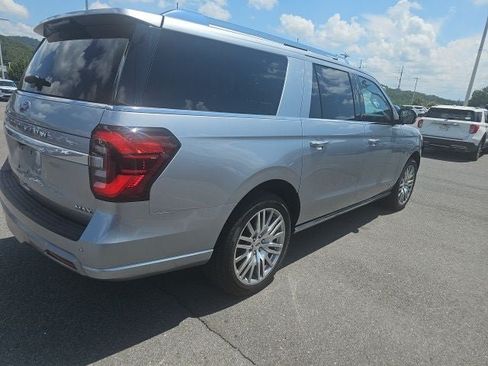 Used 2023 Ford Expedition Max Platinum AWD/4WD image 6