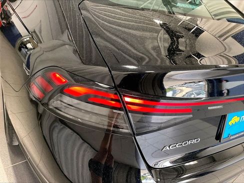 Used 2023 Honda Accord LX image 33