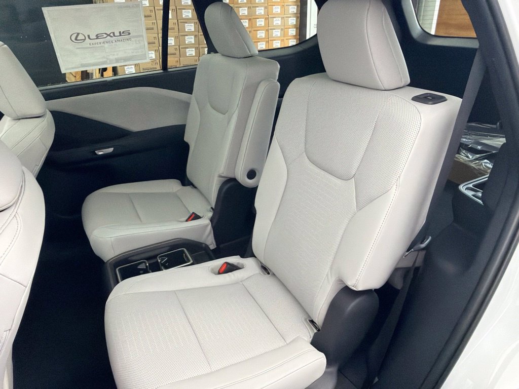 New 2026 Lexus TX 350 AWD image 18
