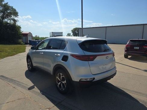 Used 2020 Kia Sportage LX AWD/4WD image 6